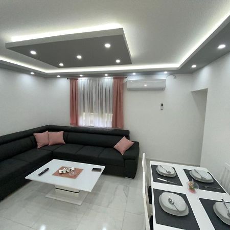 Apartman Jovana Bileća Exterior foto